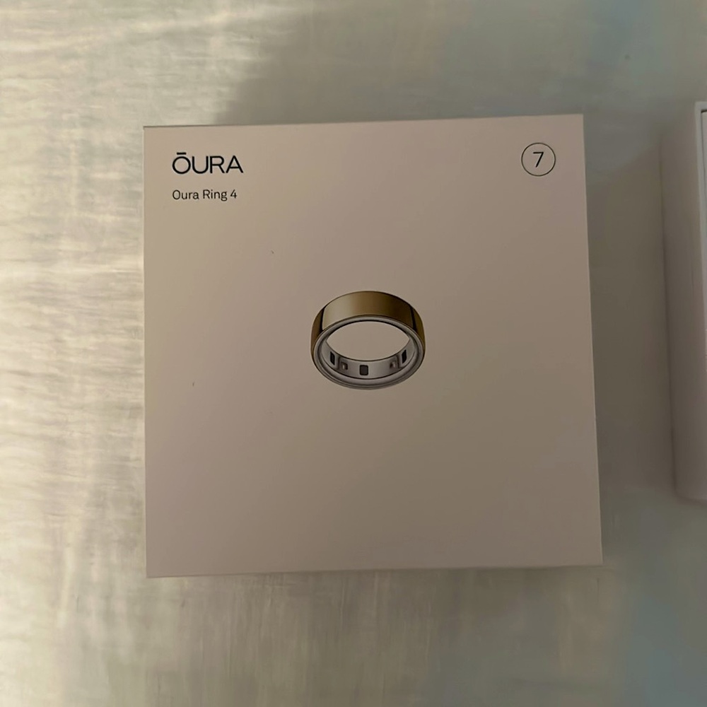 OURA Ring Gen 4 size 7 — gold open box!